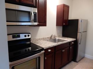 58 Hillendale St, Rochester, NY 14619