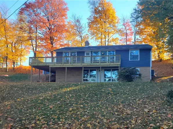 4664 State Route 516 NW, Dover, OH 44622