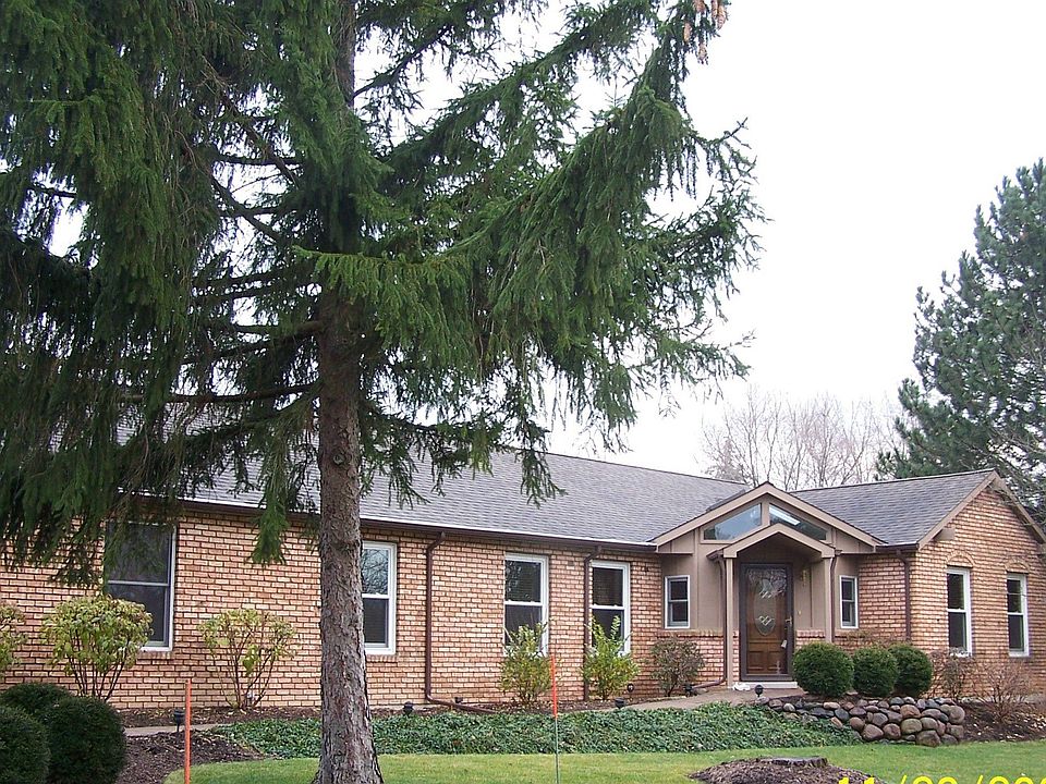 Brick Ranch on 1.5 Acres