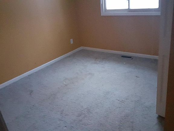 4th image of 3731 Navarra Ave