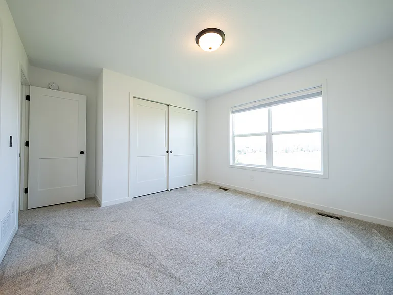 9526 63rd St S — Photo 32