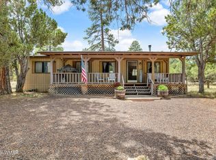 2900 Pine Rim Rd, Overgaard, AZ 85933