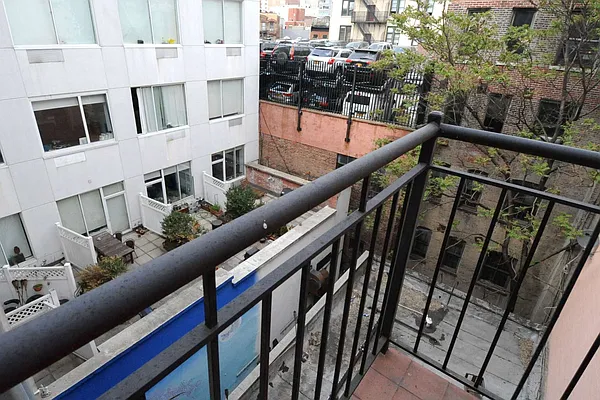 Rented by Weinstein Realty Group | media 51