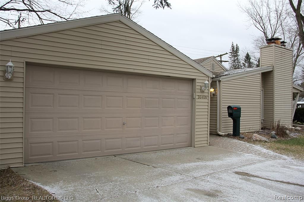30406 Everett St Southfield Mi 48076 Zillow