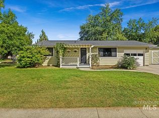 3740 W Pinehurst Dr, Boise, ID 83703