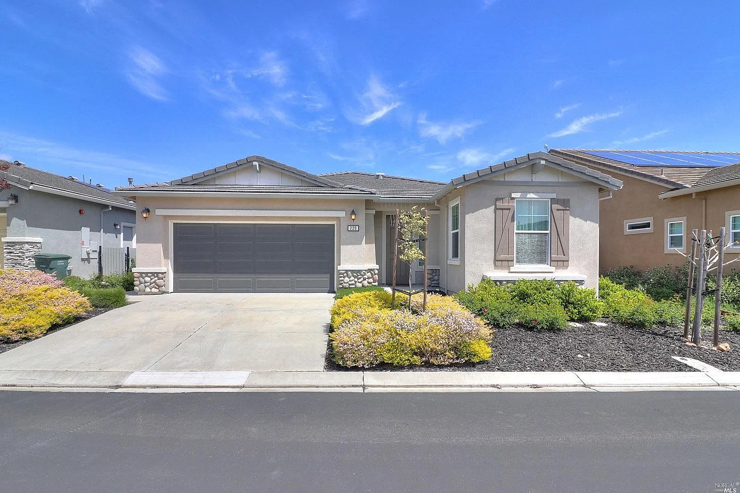 220 Shearwater Drive photo 1