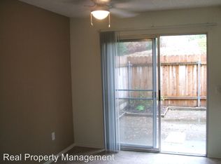 2132 Via Camino Verde APT 3, Oceanside, CA 92054