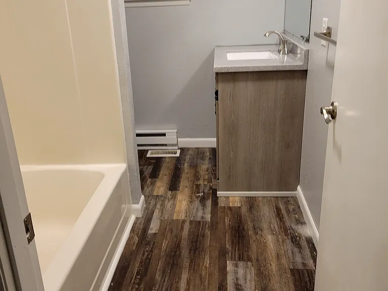 2035 Prospect Rd #2 — Photo 8