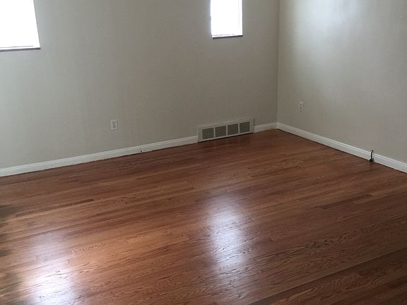 3rd image of 8219 Virgil St #1