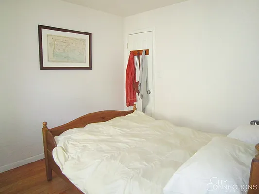 Rented by City Connections Realty | media 54