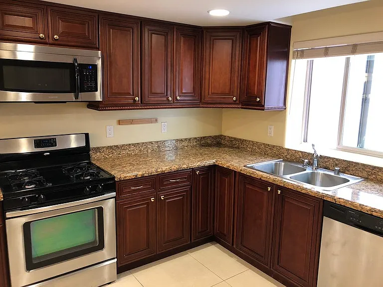 366 W 8th St #34 — Photo 16