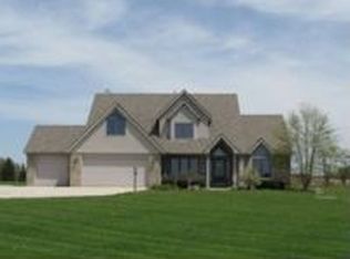 6720 Butt Rd, Fort Wayne, IN 46818