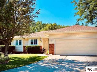 6506 S 89th Cir, Ralston, NE 68127