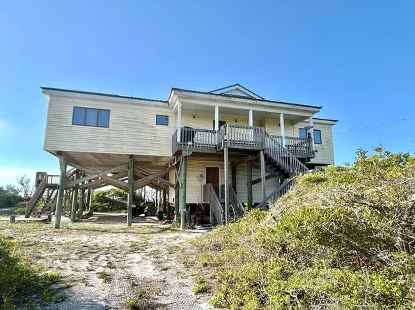 512 Gulf Shore Dr #1, Carrabelle, FL 32322