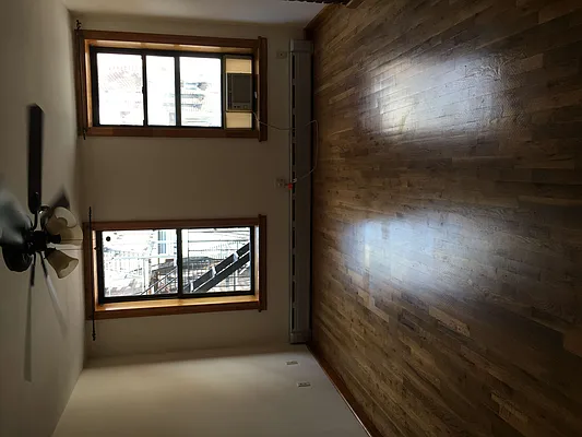 Rented by Peter Meskouris LREB | media 7