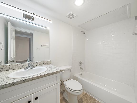 3rd image of 11232 Park Central Pl #C