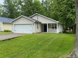 4920 Thomas Blvd, Geneva, OH 44041