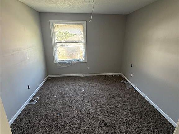 3rd image of 3002 N 33rd St