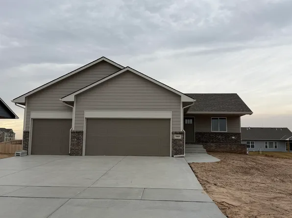 10869 W Sondra St, Maize, KS 67101