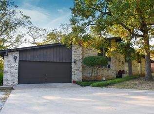 105 S Monroe St, Ada, OK 74820