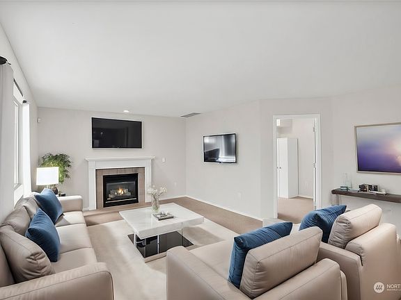 5th image of 8803 198th Street E