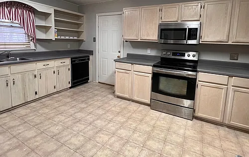2507 Andrew Jackson Way NE Photo 1
