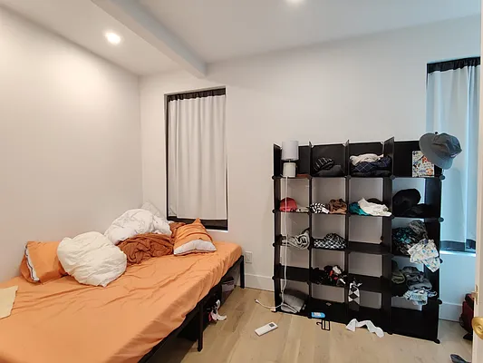 Rented by Signature Property Realty | media 21