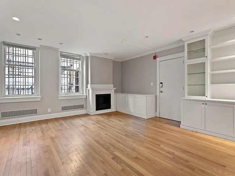 180 Commonwealth Ave #B — Photo 4