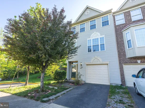 6388 James Harris Way, Centreville, VA 20121