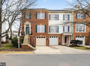25430 Herring Creek Dr, Chantilly, VA 20152