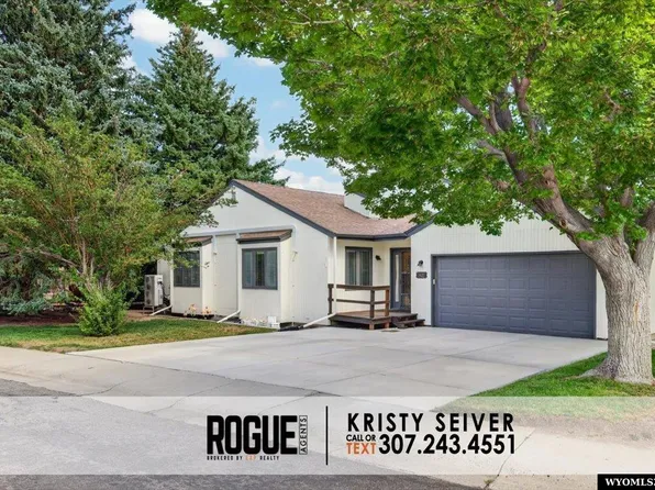 1421 Trojan Dr, Casper, WY 82609