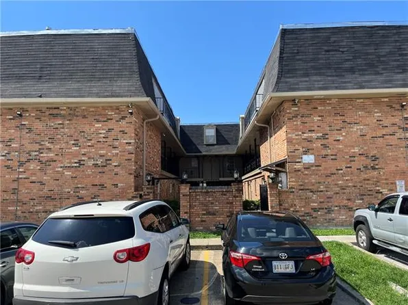 3821 Ridgelake Dr, Metairie, LA