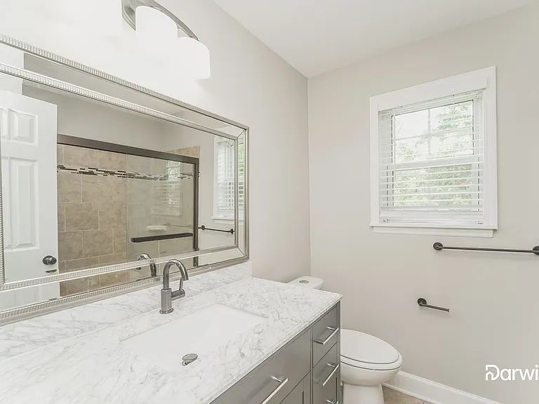12318 Sherman Dr — Photo 11
