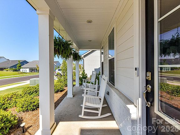 4th image of 4230 Tournette Dr