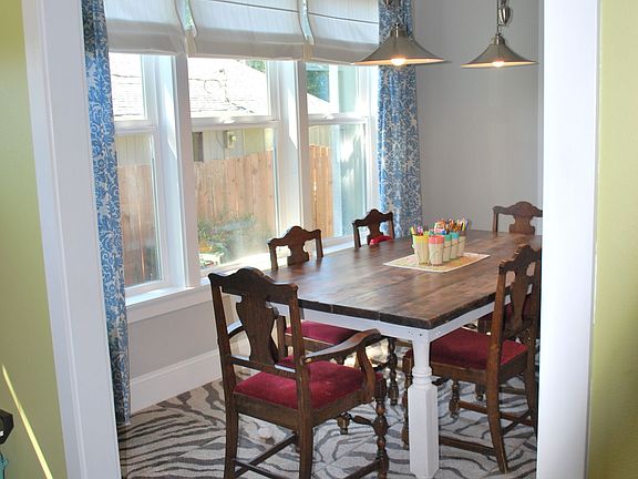2nd image of 1401 E Island Lake Dr