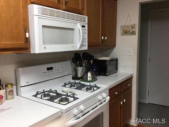 3rd image of 9141 S Great Oaks Dr