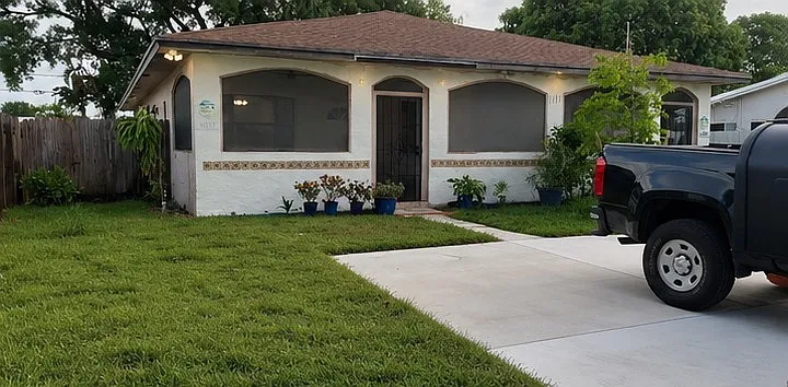 3 bed, 1400 sqft, $3,200 — Photo 1