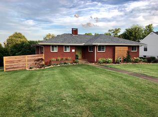 1616 Linda Ln, Maryville, TN 37803