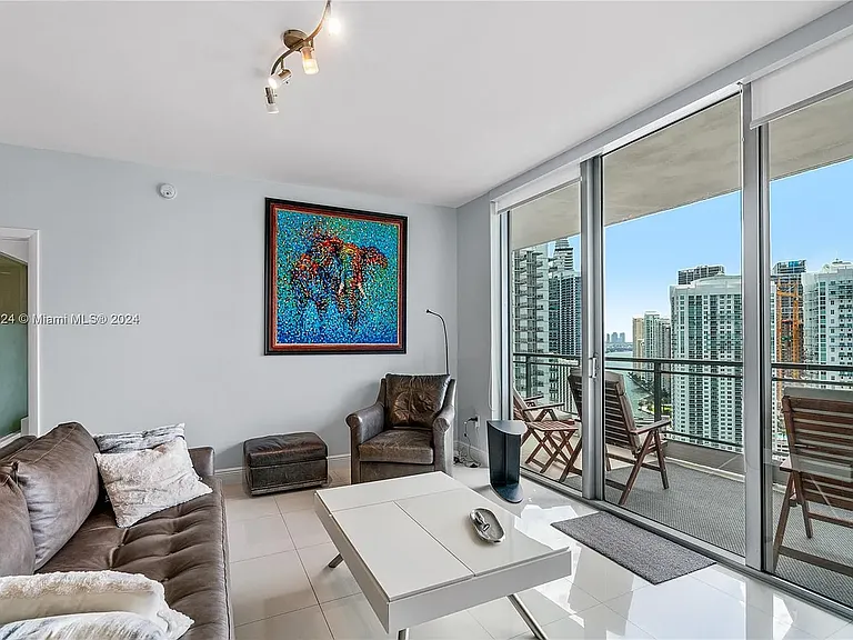 90 SW 3rd St #3501 — Photo 13