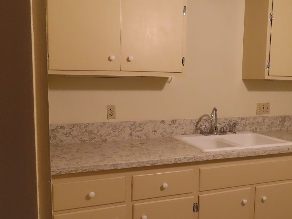 1st image of 405 W C St