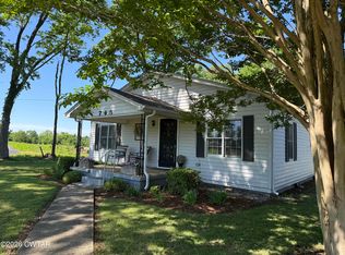 745 Sharpsferry Rd, Newbern, TN 38059