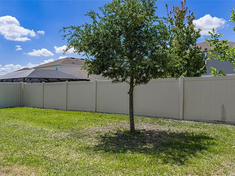14633 Red Castle Ave — Photo 66