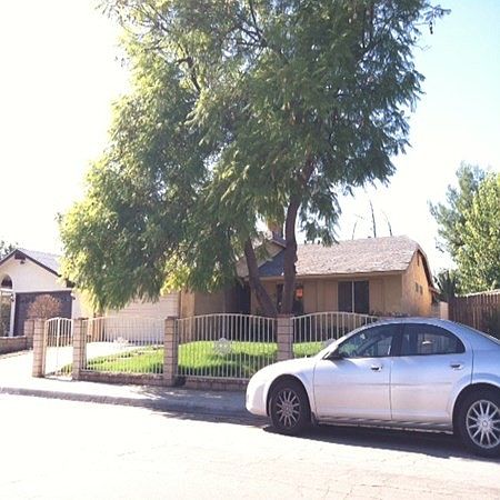 1st image of 13625 Sylmar Dr