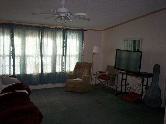4th image of 135 Peachtree Dr