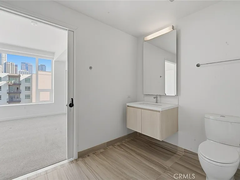 1050 S Grand Ave #708 — Photo 19