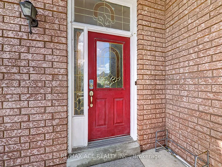 110 Blue Willow Dr — Photo 5
