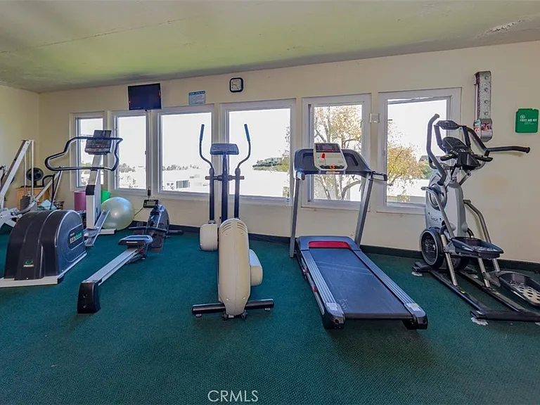 28121 Highridge Rd #305 — Photo 39