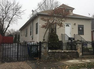 505 Garfield Ave, Bridgeport, CT 06606