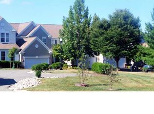 15 Hideout Ct, West Chester, PA 19382