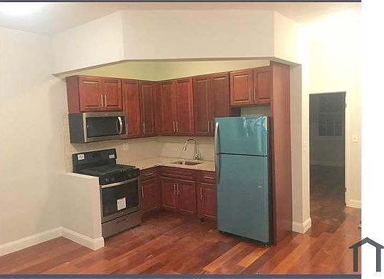 3rd image of 817 Elsmere Pl #2